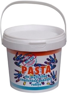RUTO pasta 450g - kelímek